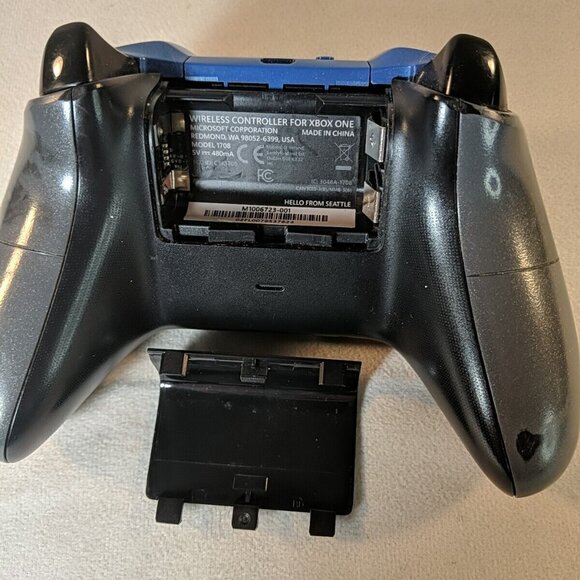 Microsoft Xbox One Controller Gears of War 4 Fenix JD 1708 Limited Edition - Picture 5 of 11